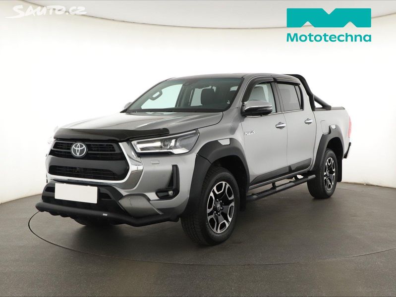 Toyota Hilux, 2.8 D-4D MHEV, Executive